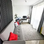 Relax Studio Centrum Lux Mattress-Bath-Netflix